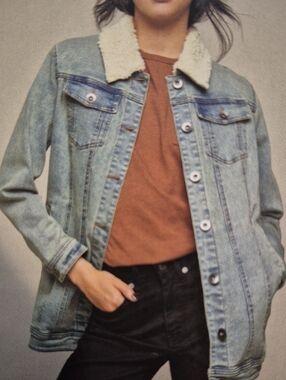 Avon Vintage Wash Denim Blue Jacket NEW - Faux-Shearling Cream Collar Size XS/TP